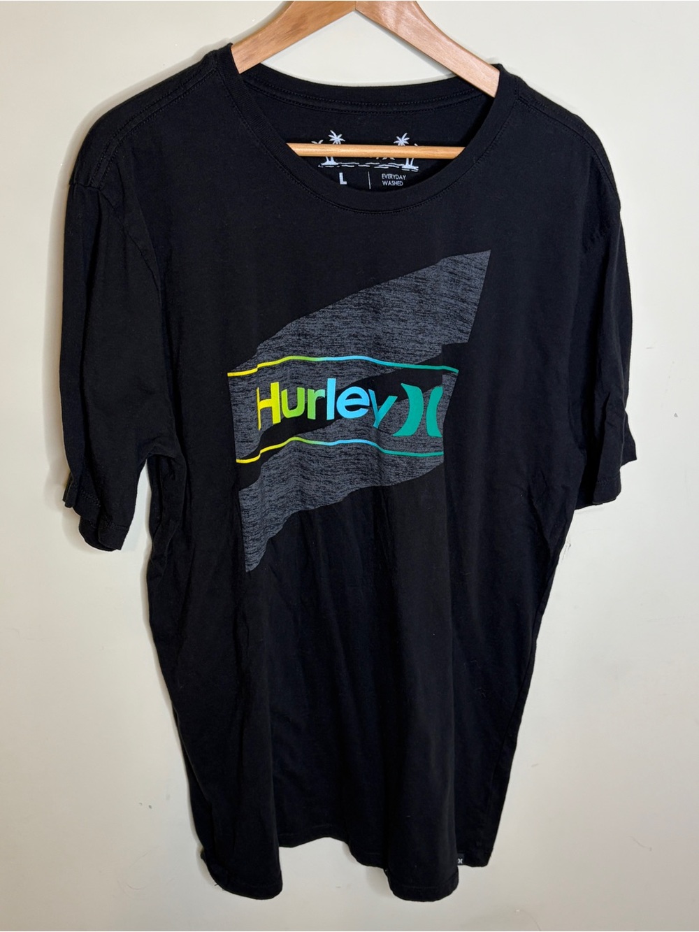 Men’s Hurley 100% Cotton T Shirt Size Large